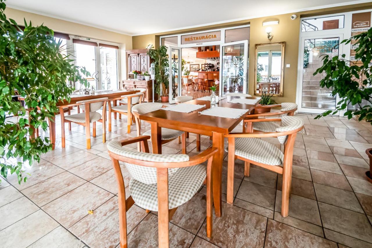 Hotel Squash Centrum بريفيدزا المظهر الخارجي الصورة