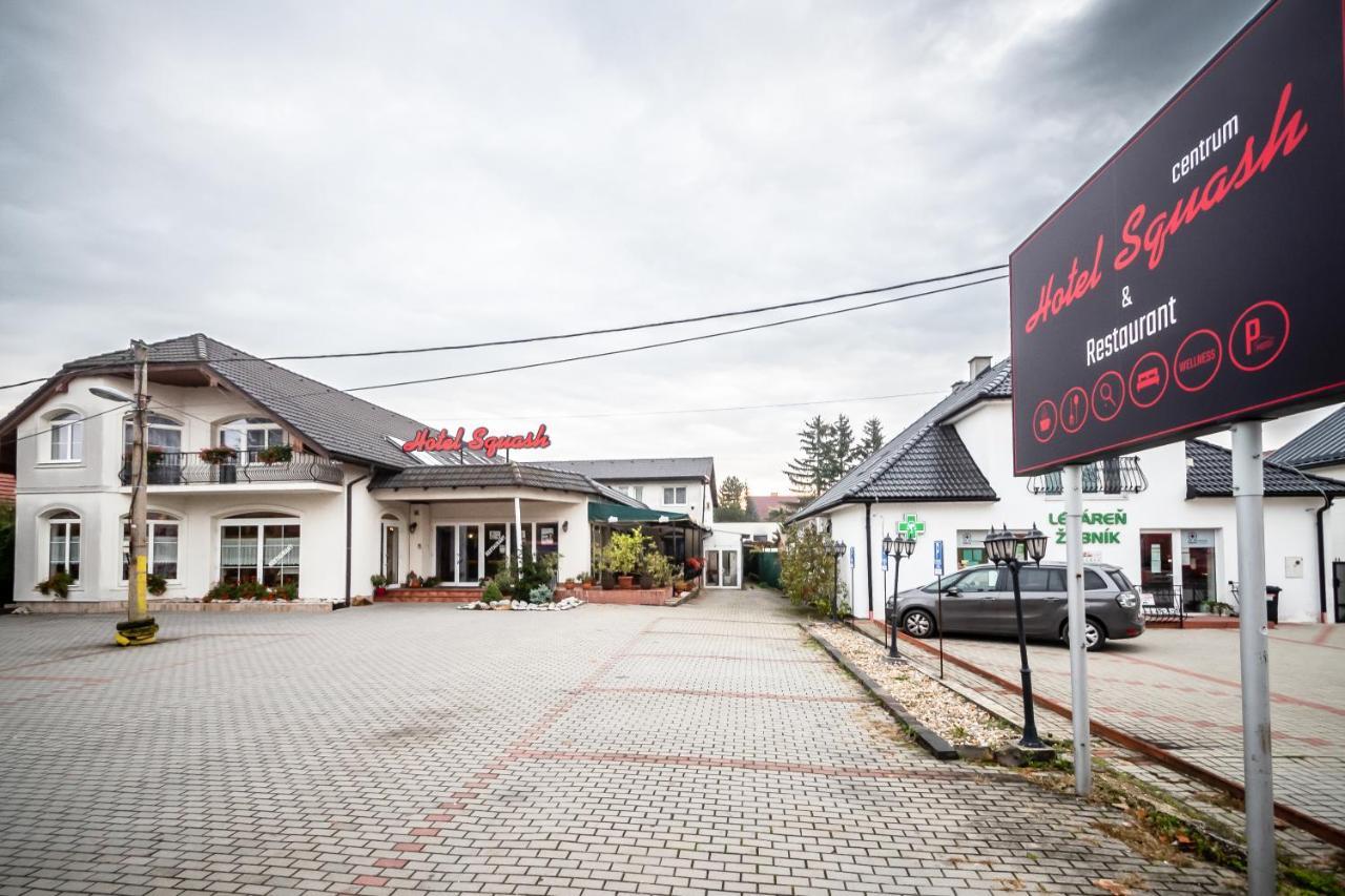Hotel Squash Centrum بريفيدزا المظهر الخارجي الصورة