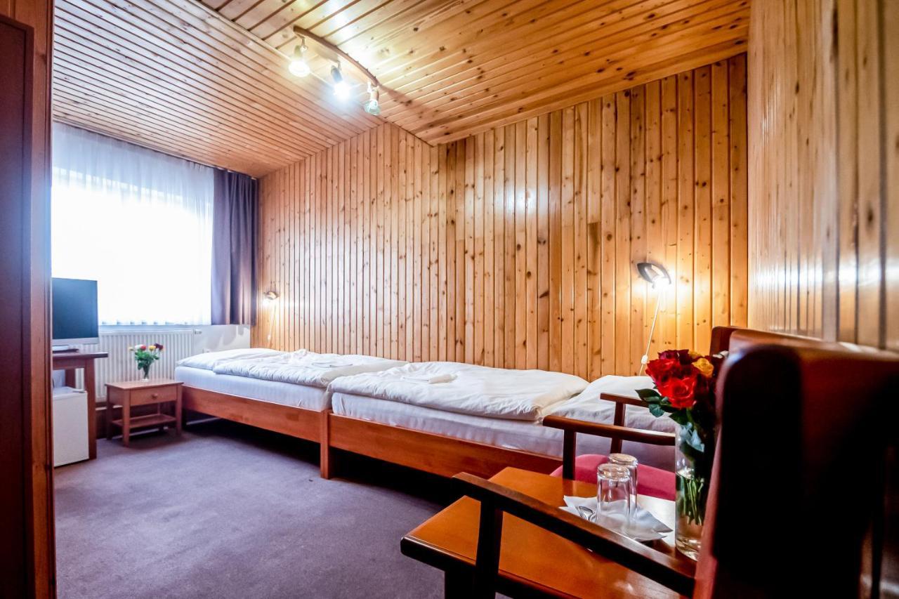 Hotel Squash Centrum بريفيدزا المظهر الخارجي الصورة