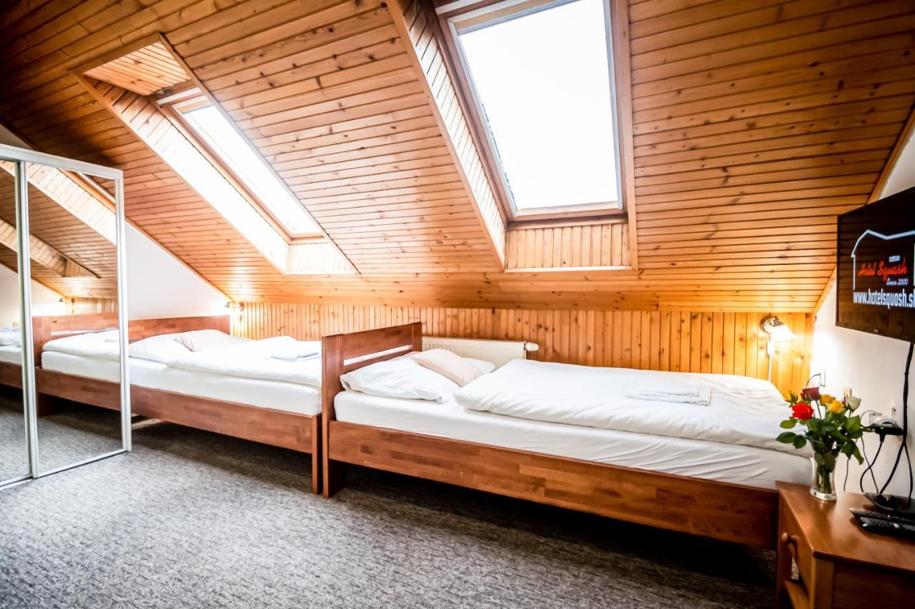 Hotel Squash Centrum بريفيدزا المظهر الخارجي الصورة