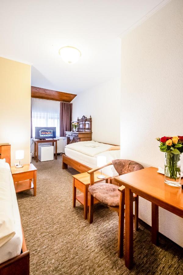 Hotel Squash Centrum بريفيدزا المظهر الخارجي الصورة