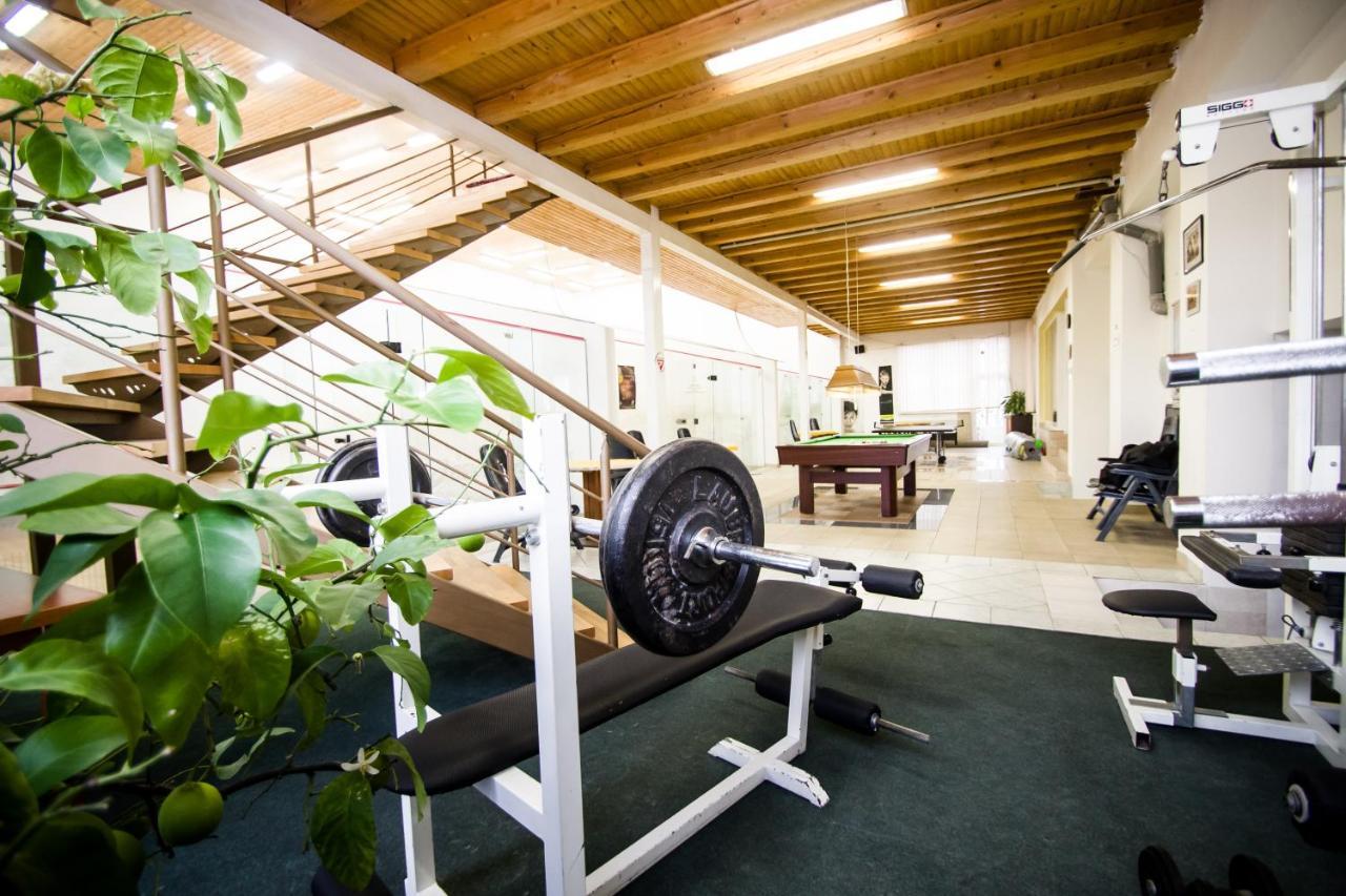 Hotel Squash Centrum بريفيدزا المظهر الخارجي الصورة