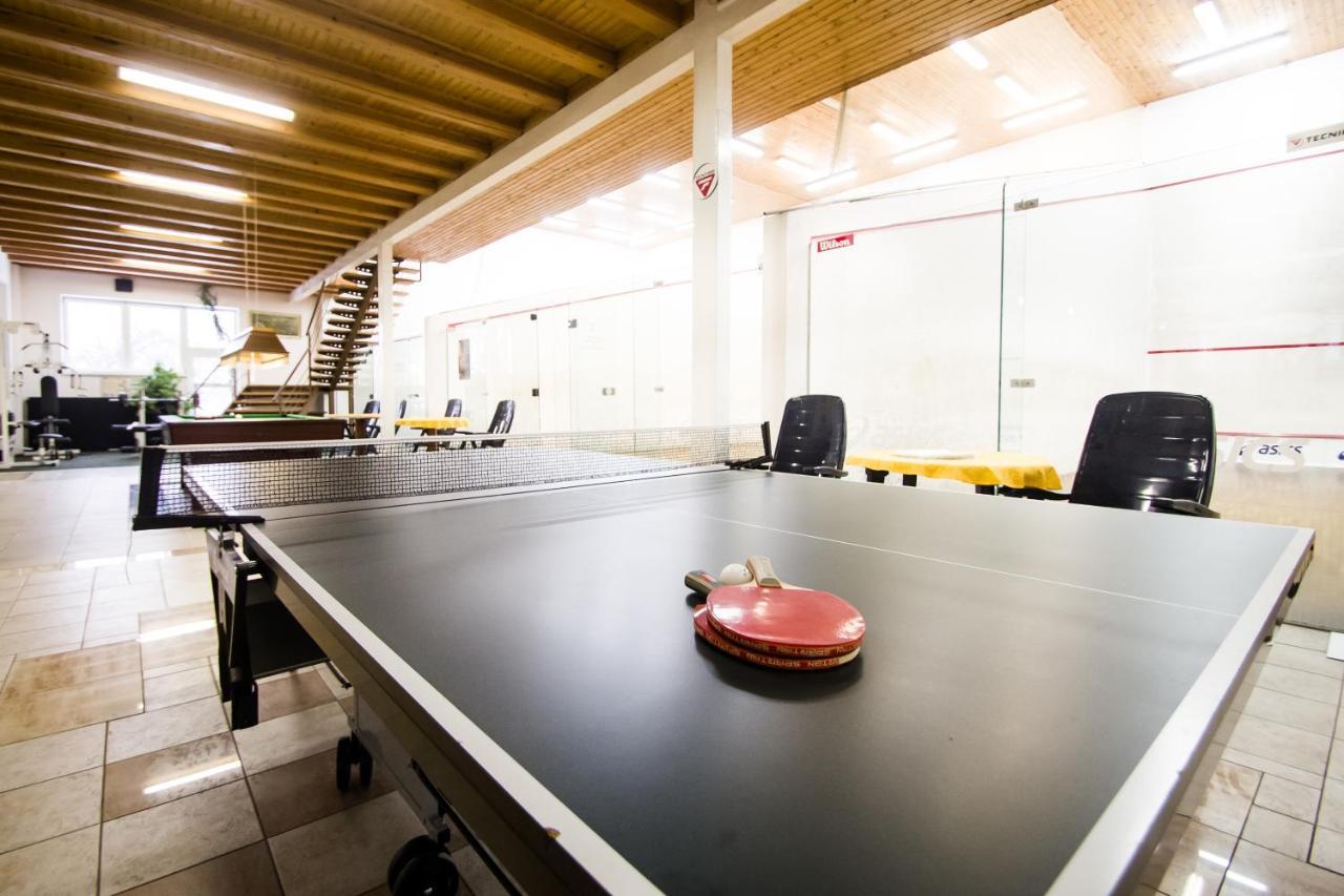 Hotel Squash Centrum بريفيدزا المظهر الخارجي الصورة